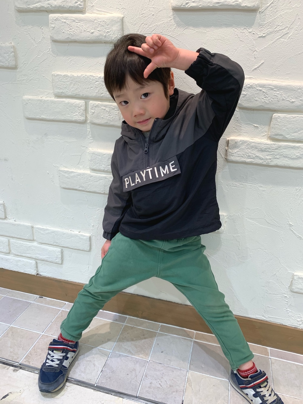 「おとこのこ、4歳」｜「CIAOPANIC TYPYのPLAYTIMEアノラック（その他アウター、グレー系）」を使った、Mah928さん（キッズ・110cm）の春コーディネートの1枚目の写真