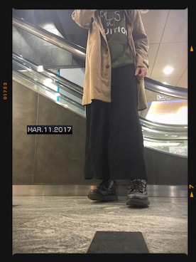 「アイテム（ステンカラーコート）」を使った、かずやさん（メンズ・170cm・10代）の春コーディネート