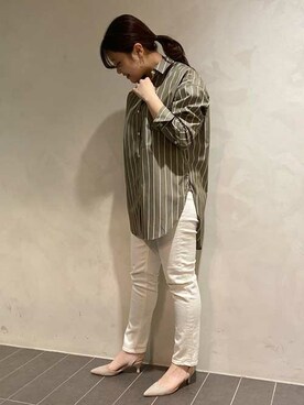 「アイテム（パンプス、グレー系）」を使った、OUVRAGE CLASSEさん（レディース・159cm）の春コーディネート