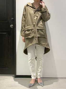 「パイソン柄」｜「アイテム（マウンテンパーカー）」を使った、OUVRAGE CLASSEさん（レディース・160cm）の春コーディネート