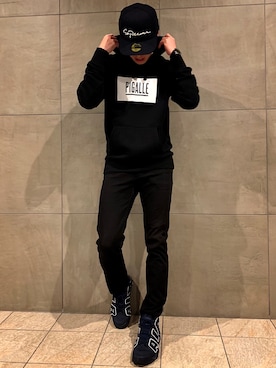 「PIGALLE（ピガール）のアイテム」を使った、SHOJIさん（メンズ・175cm）の秋コーディネート