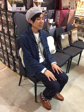 「BLUE BLUE（ブルーブルー）のアイテム（カバーオール）」を使った、だーふくさん（メンズ・171cm）の春コーディネート