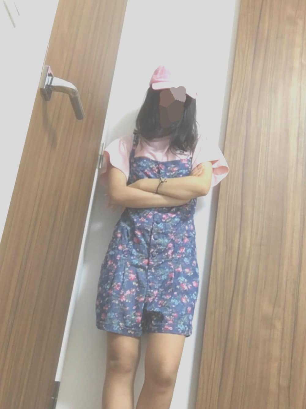 「カジュアル」｜「no brandのアイテム（つなぎ/オールインワン、ブルー系）」を使った、Rutoさん（レディース・153cm）の秋コーディネートの1枚目の写真