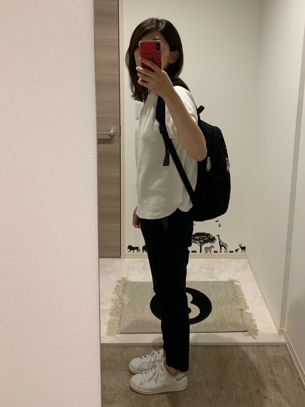 「大人カジュアル、シンプル、NCT127、ファンミーティング」｜「UNIQLOのワッフルクルーネックT（5分袖）（Tシャツ/カットソー、ホワイト系）」を使った、yu.mさん（レディース・164cm）の秋コーディネートの1枚目の写真
