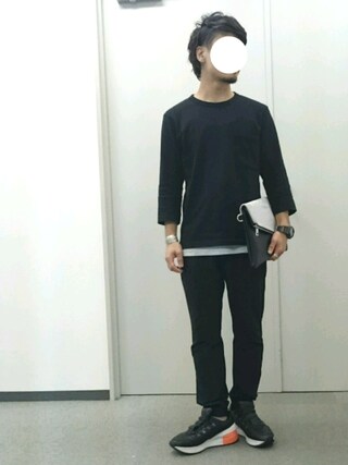 yuji使用「ユニクロ（クルーネックT（7分袖））」的時尚穿搭
