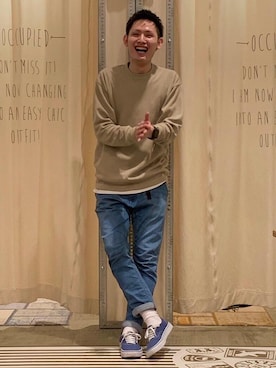 「coen（コーエン）のストレッチスキニーデニムクライミングパンツ(一部WEB限定カラー)（デニムパンツ、ブルー系）」を使った、coen tomさん（メンズ・178cm）の冬コーディネート