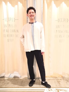 「coen（コーエン）のアイテム（スラックス）」を使った、coen tomさん（メンズ・177cm）の春コーディネート