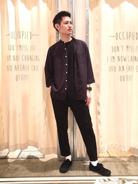 「coen（コーエン）のアイテム（スラックス）」を使った、coen tomさん（メンズ・177cm）の春コーディネート