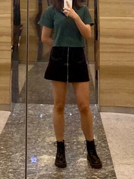 「🍑宝のアイテム（スカート、ブラック系）」を使った、阿肖肖さん（レディース・168cm）の秋コーディネート