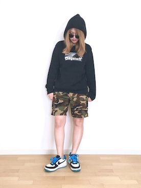 「FLAGSTUFF（フラグスタフ）のアイテム」を使った、𝐩𝐨𝐧𝐢さん（レディース・157cm）の冬コーディネート