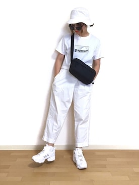 「FLAGSTUFF（フラグスタフ）のアイテム」を使った、𝐩𝐨𝐧𝐢さん（レディース・157cm）の夏コーディネート