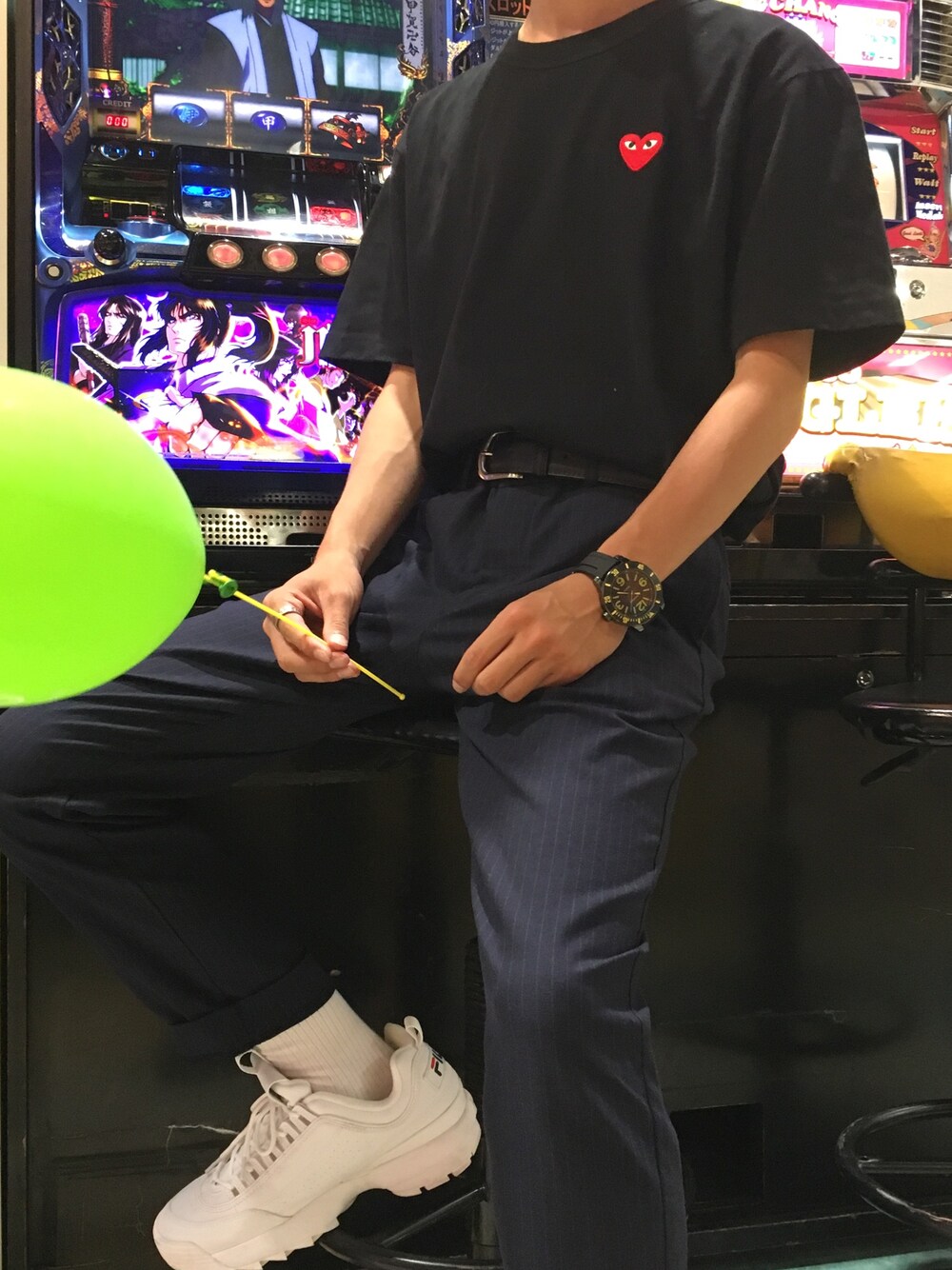 「休日スタイル、オーバーサイズ、タックイン、summer、きれいめカジュアル、夏コーデ、ブラックコーデ、シンプル、ストリート、いいね、save、フォローお願いします🤑」｜「COMME des GARCONSのアイテム（Tシャツ/カットソー、ブラック系）」を使った、HA-TOさん（メンズ・270cm）の夏コーディネートの1枚目の写真