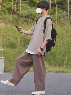「YOUNG&OLSEN The DRYGOODS STORE（ヤングアンドオルセン）のアイテム（スニーカー）」を使った、DAISUKE.さん（メンズ・177cm）の春コーディネート