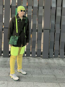 「BERNHARD WILLHELM（ベルンハルトウィルヘルム）のアイテム」を使った、Panda Ngさん（メンズ・179cm）の春コーディネート