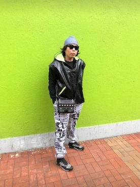 「fuct（ファクト）のアイテム」を使った、Panda Ngさん（メンズ・180cm）の冬コーディネート