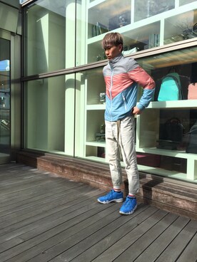 「花見」｜「アイテム（ナイロンジャケット）」を使った、GISSI-さん（メンズ・180cm）の春コーディネート