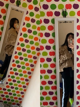 「蛍光カラー」｜「アイテム（ノーカラージャケット）」を使った、shionmamaさん（レディース・152cm）の冬コーディネート