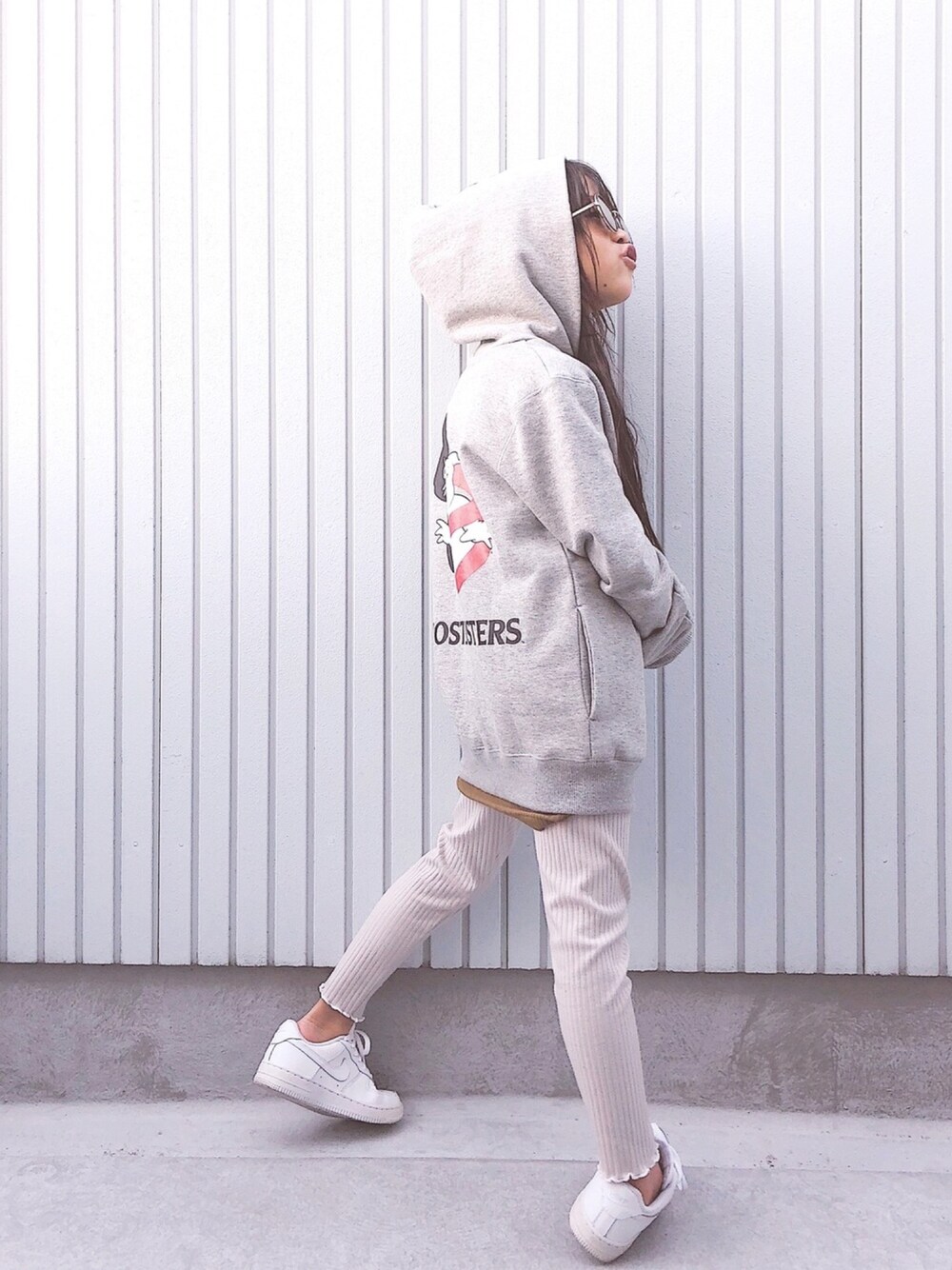 「wearhalloween2018、にゃー、nya、PR、ネコ、ハロウィン、ゴーストバスターズ、halloween、ハロウィンコーデ、パーカー」｜「にゃーのにゃーと NO GHOST 裏毛（スウェット、グレー系）」を使った、nanaさん（キッズ・120cm）の秋コーディネートの1枚目の写真