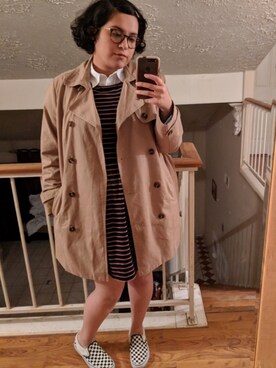 「GAP（ギャップ）のアイテム（トレンチコート）」を使った、Annie Bandaさん（レディース・163cm）の春コーディネート