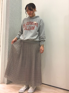 「Green　Parks（グリーンパークス）のアイテム（パーカー）」を使った、ちひろさん（レディース・155cm）の冬コーディネート