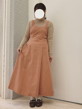 「Green　Parks（グリーンパークス）のアイテム（サロペット/オーバーオール）」を使った、ちひろさん（レディース・154cm）の秋コーディネート
