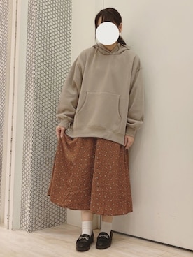 「Green　Parks（グリーンパークス）のアイテム（パーカー）」を使った、ちひろさん（レディース・154cm）の秋コーディネート