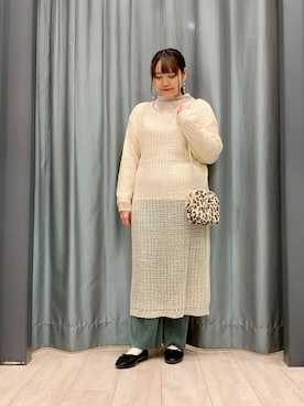 「earth music&ecology（アースミュージックアンドエコロジー）の選べるリブパンツ(サテン)　＊（その他パンツ）」を使った、ちひろさん（レディース・154cm）の冬コーディネート