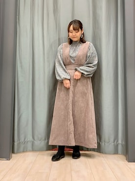 「ELENCARE DUE」｜「アイテム（ジャンパースカート）」を使った、ちひろさん（レディース・154cm）の冬コーディネート