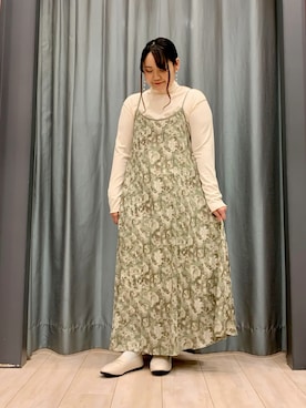 「メロートップス」｜「アイテム（ローファー）」を使った、ちひろさん（レディース・154cm）の春コーディネート