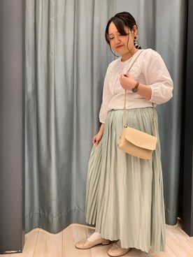 「ELENCARE DUE（エレンカーレデュエ）のアイテム」を使った、ちひろさん（レディース・154cm）の春コーディネート