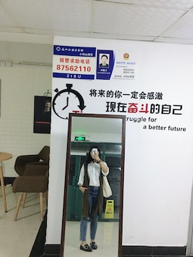 见过越多的清晨却越陌生-さんのコーディネート