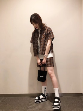 「teva」｜「アイテム（トートバッグ）」を使った、呂雪さん（レディース・166cm）の夏コーディネート
