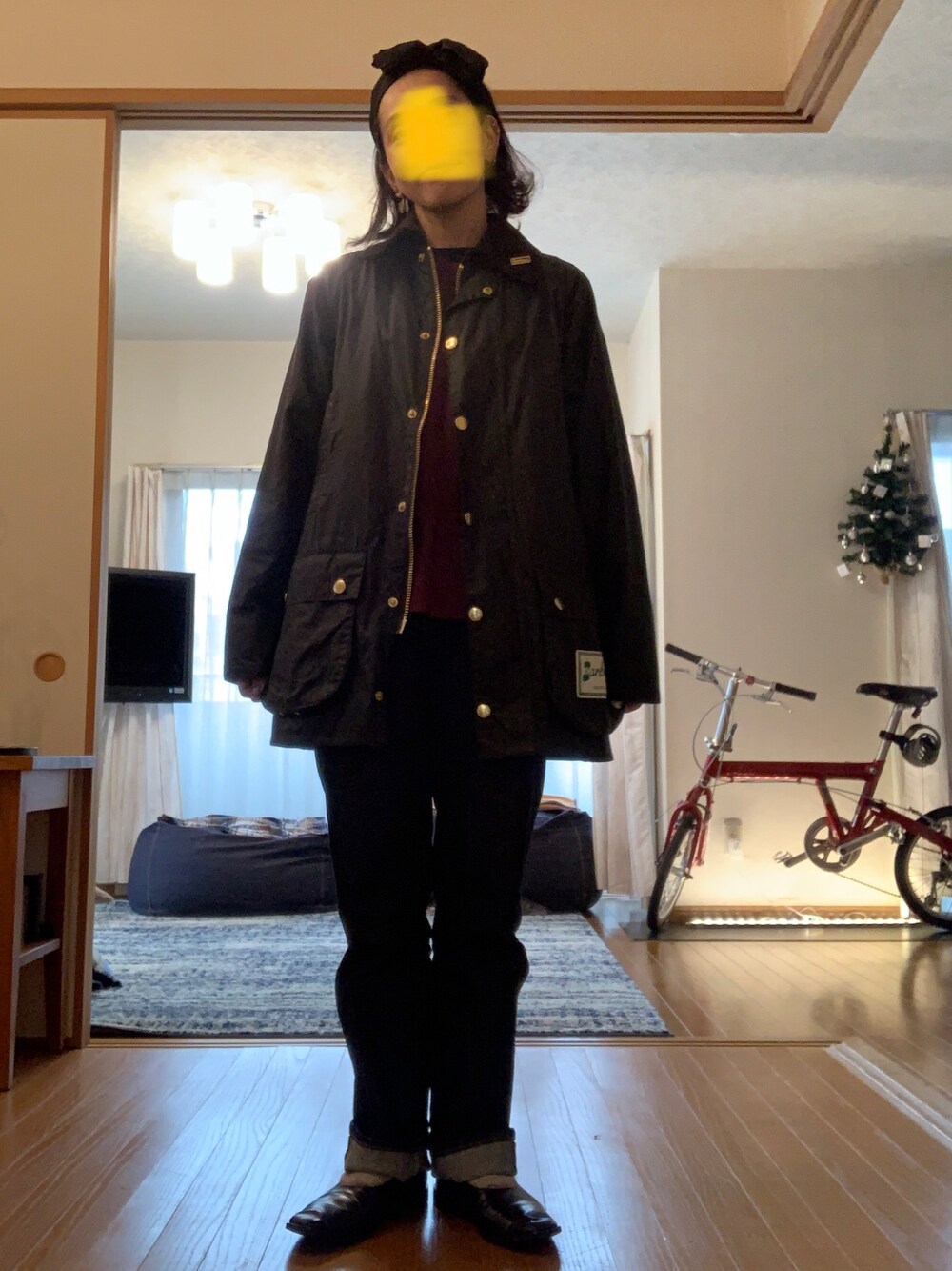 「冬コーデ、カジュアル、大人カジュアル、オトナ女子、オーバーサイズ、barbour、シンプル、おしゃれさんと繋がりたい」｜「Barbourのアイテム（ジャケット/アウター、その他）」を使った、shihoneshianさん（レディース・157cm）の秋コーディネートの1枚目の写真