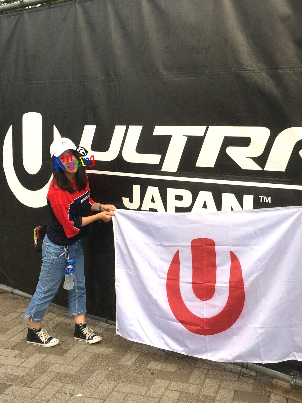 「クレアーズ」｜「H&Mのアイテム（Tシャツ/カットソー、レッド系）」を使った、Harukaさん（レディース・151cm）の秋コーディネートの1枚目の写真
