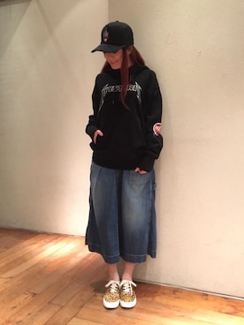「HYSTERIC GLAMOUR（ヒステリックグラマー）のMETAL LOGO プリント パーカー（パーカー）」を使った、Ayakaさん（レディース・161cm）の冬コーディネート