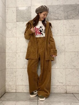 「コーデュロイパンツ」｜「アイテム（ピーコート）」を使った、Ayakaさん（レディース・161cm）の秋コーディネート