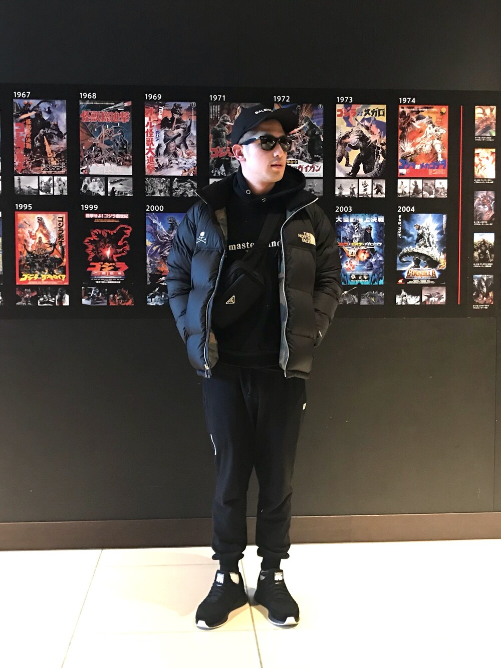 「adidas originals、NEIGHBORHOOD、IZZUE、nhiz、mastermind JAPAN、THE NORTH FACE、PRADA、inikirunner、adidias」｜「BALENCIAGAのアイテム（キャップ、ブラック系）」を使った、Foxさん（メンズ・173cm）の春コーディネートの1枚目の写真
