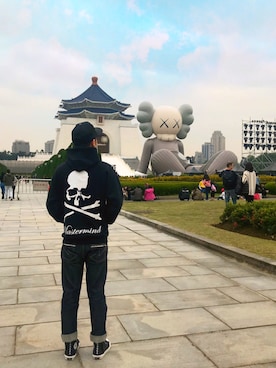 「CONVERSE TOKYO（コンバーストウキョウ）のアイテム（シューズ）」を使った、Foxさん（メンズ・173cm）の冬コーディネート