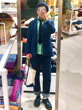 「HARRIS TWEED（ハリスツイード）のアイテム（ジャケット/アウター、ブルー系）」を使った、Yoshiotaniさん（メンズ・170cm）の秋コーディネート