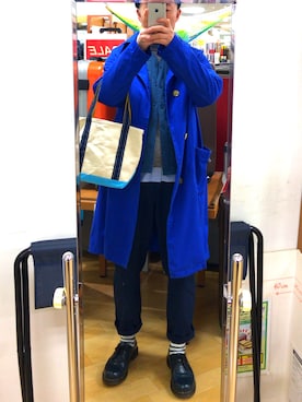「ボーダーソックス」｜「アイテム（トレンチコート）」を使った、Yoshiotaniさん（メンズ・170cm）の冬コーディネート