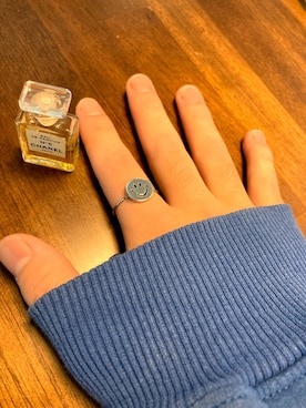 「chanel」｜「アイテム（スウェット）」を使った、SHOさん（メンズ・177cm）の冬コーディネート