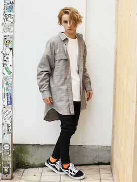 「Luv maison（ラブメゾン）のハイパーストレッチタイトスキニーデニム（デニムパンツ）」を使った、JACKROSE OFFICIALさん（メンズ・175cm）の秋コーディネート