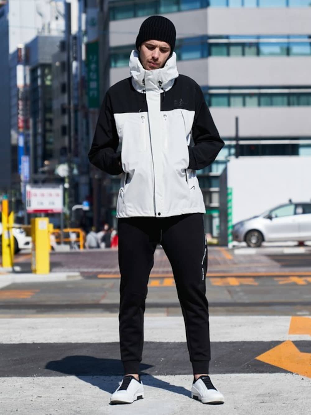 GALLIS ADDICTIONのマウンテンパーカーを使った人気ファッション