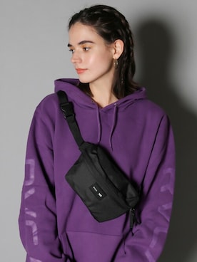 「RVCA（ルーカ）のアイテム」を使った、JACKROSE OFFICIALさん（レディース・170cm）の冬コーディネート