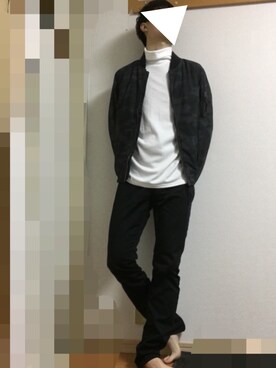 「ブラック×ホワイト」｜「アイテム（MA-1）」を使った、ユシンさん（メンズ・170cm）の秋コーディネート