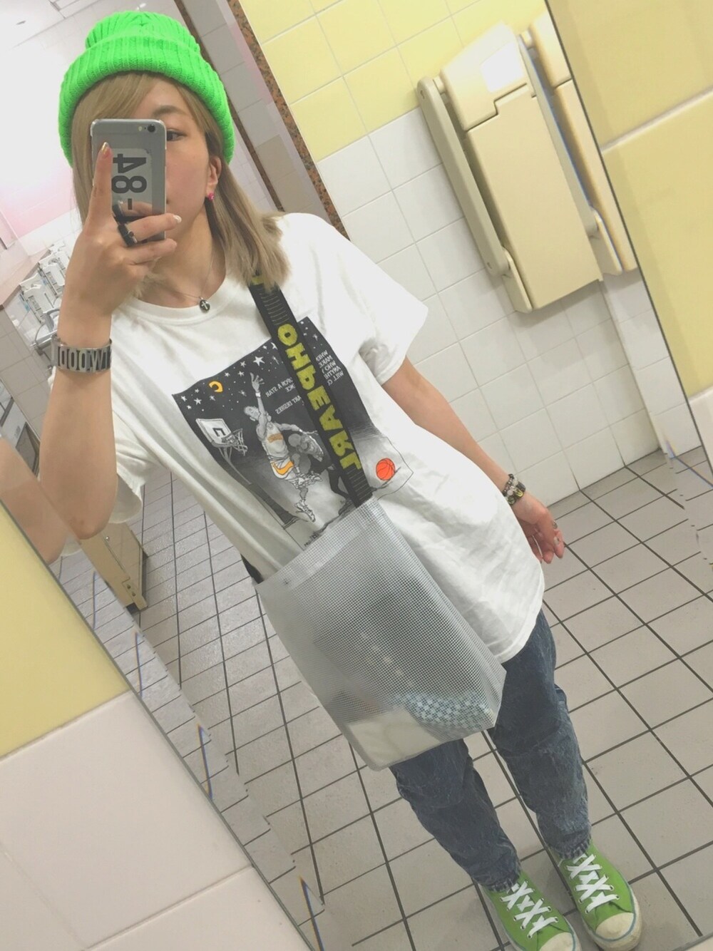 「夏、ootd、used、古着、コンバース、OHPEARL、ケミカルデニム、converse、Vivienne Westwood、デニム」｜「Vivienne Westwoodのアイテム（アナログ腕時計、シルバー系）」を使った、ascさん（レディース・151cm）の夏コーディネートの1枚目の写真