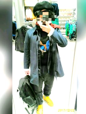 「HERNO（ヘルノ）のアイテム（ステンカラーコート）」を使った、みけさん（メンズ・165cm）の冬コーディネート
