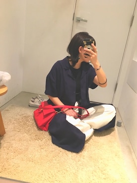 「チャックテイラー」｜「アイテム（シャツワンピース）」を使った、たさん（レディース・155cm）の春コーディネート