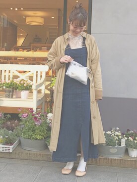 「mystic（ミスティック）のアイテム（ステンカラーコート）」を使った、いけがやあおいさん（レディース・163cm）の春コーディネート