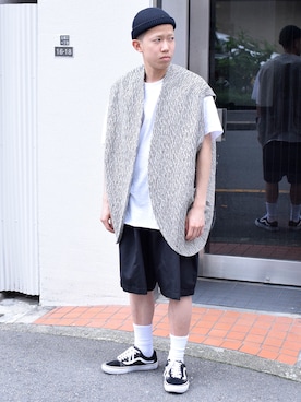 「my beautiful landlet（マイビューティフルランドレット）のアイテム（トップス）」を使った、Wallace & Murronさん（メンズ・170cm）の夏コーディネート
